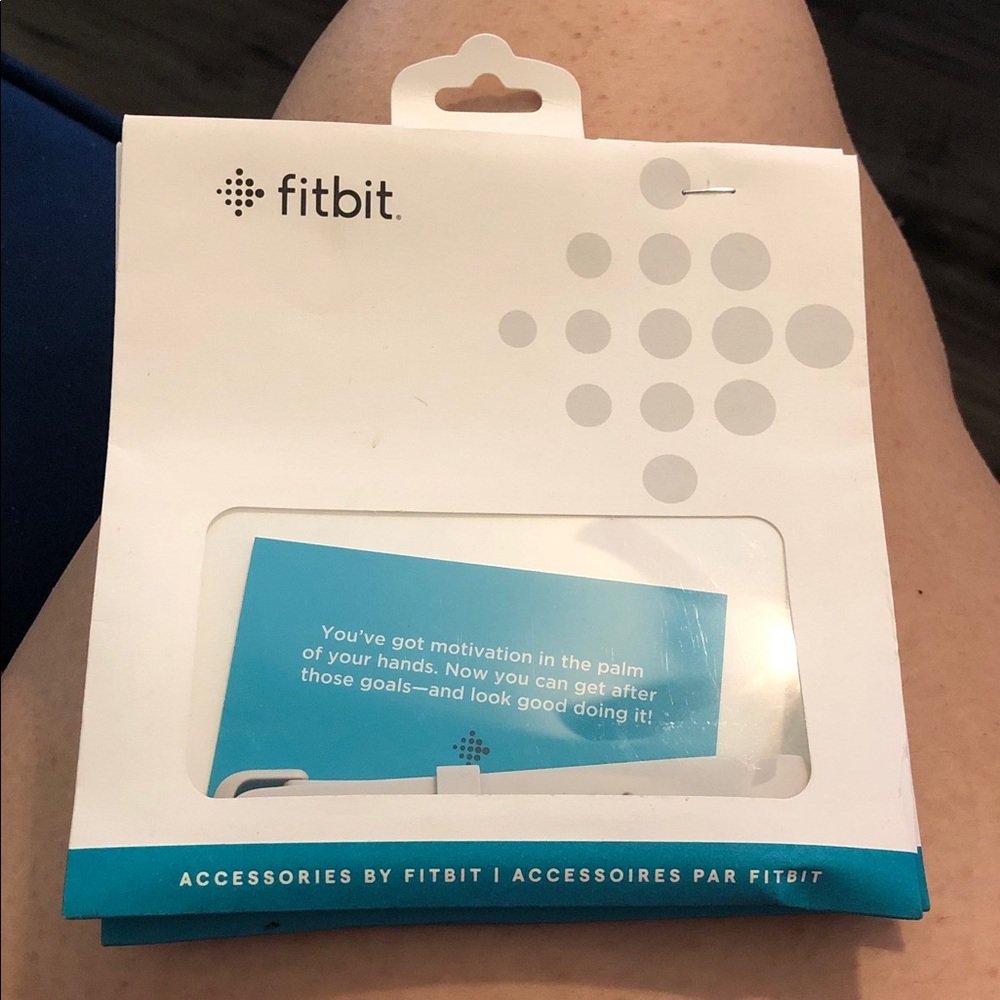 fitbit White and Teal Accessory Packaging